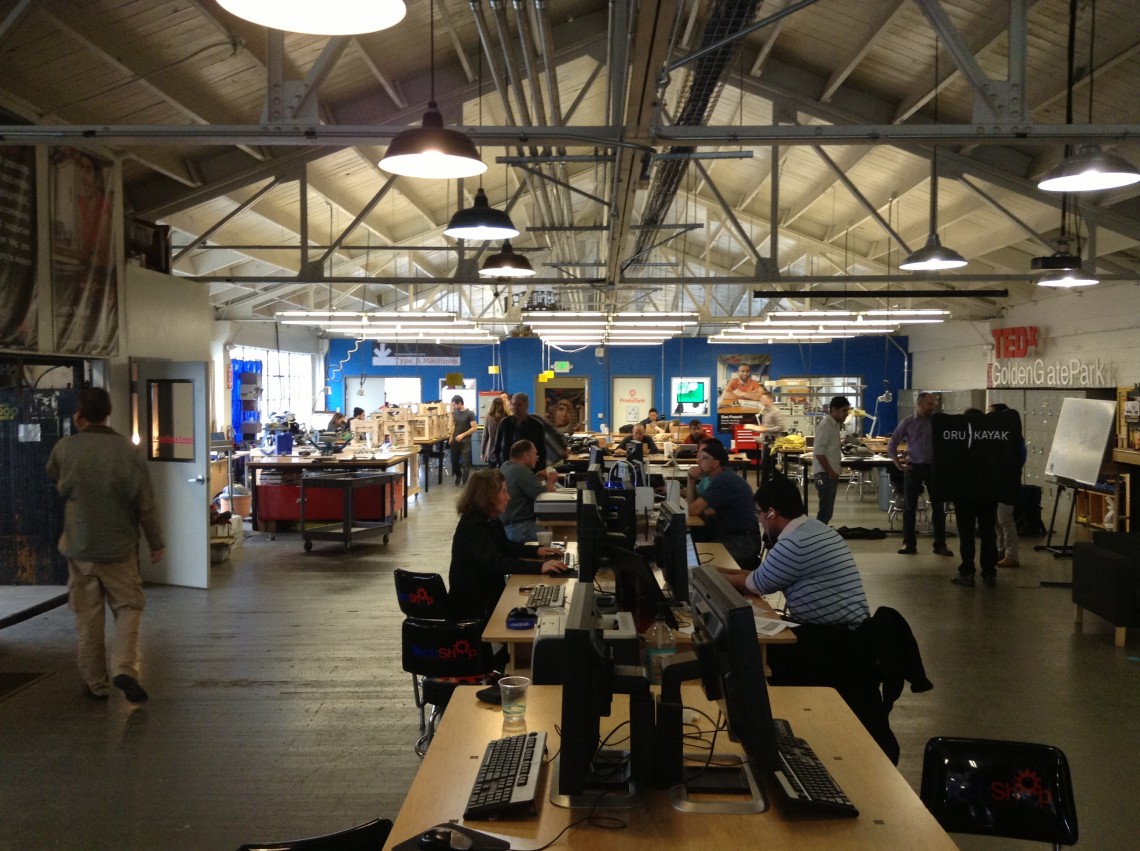 TechShop SF, Сан-Франциско, одна из множества мейкерских мастерских, поддерживаемых компанией TechShop.